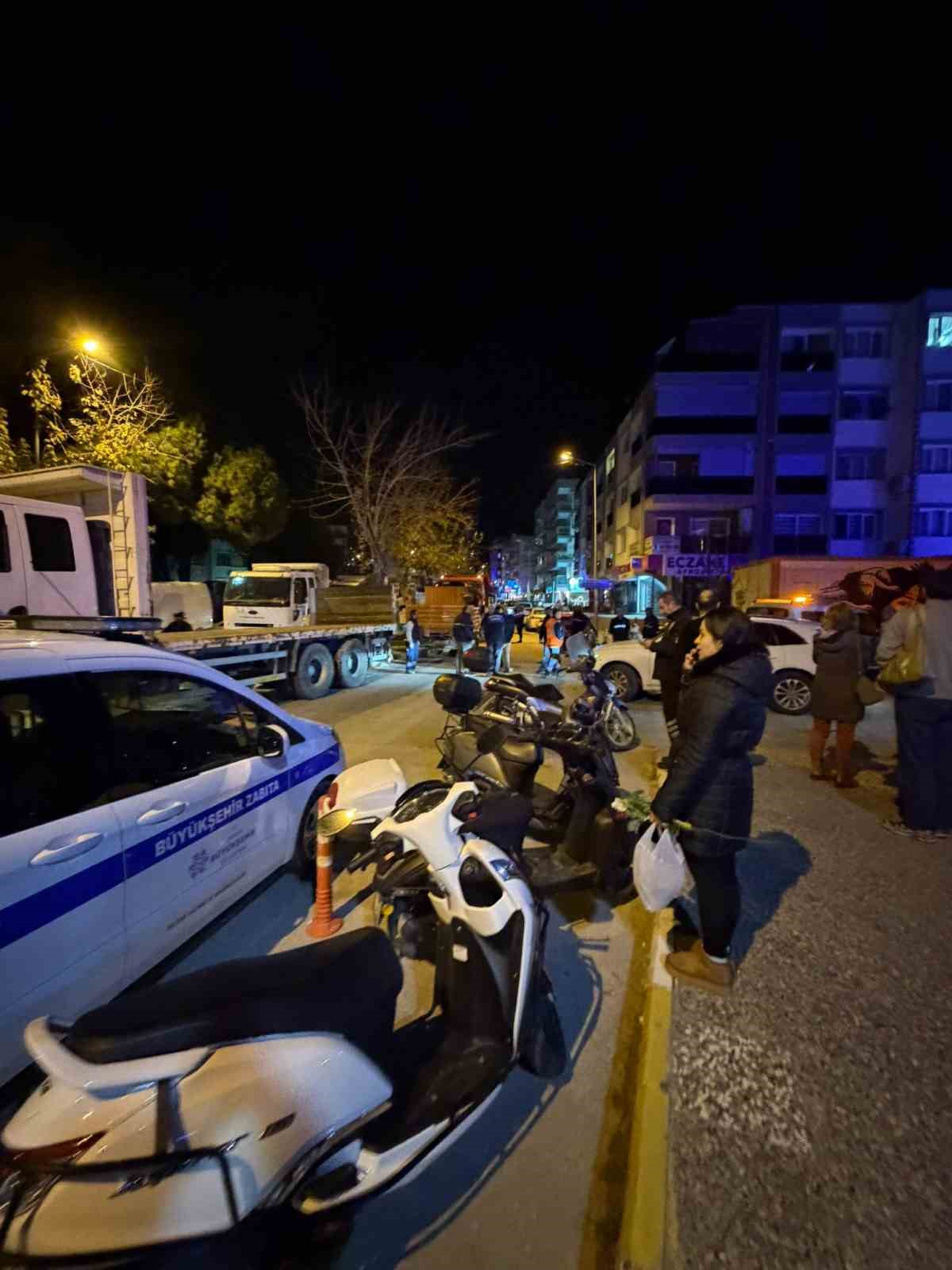 Kuşadası’nda belediye ekipleri karşı karşıya geldi