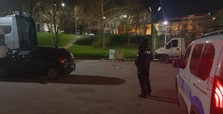 Bursa’da bıçaklı kavga: 2 yaralı