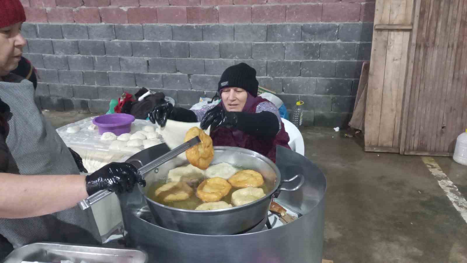 Sıcak lezzetler soğuğa meydan okuyor