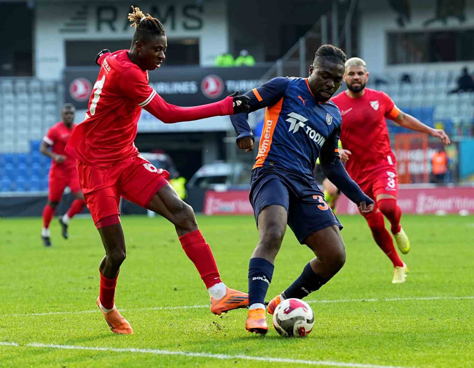 Ziraat Türkiye Kupası: RAMS Başakşehir: 1 - Boluspor: 1 (İlk yarı)