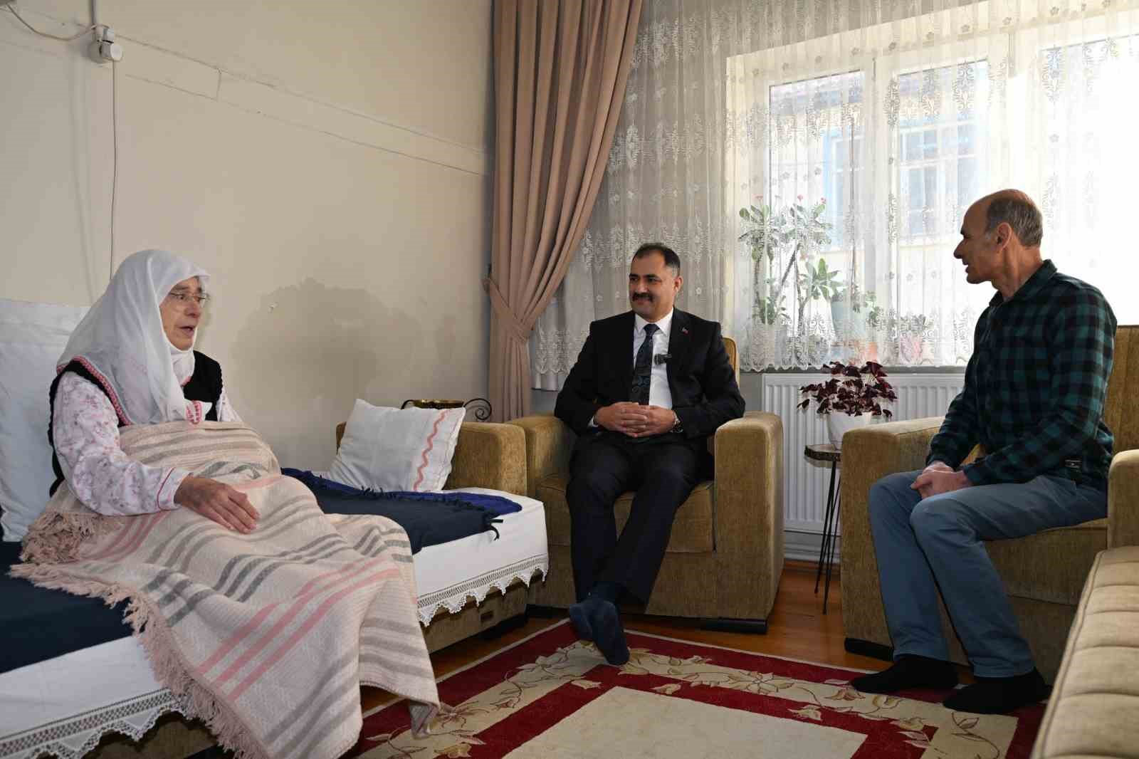 Yaşlı vatandaşlar Miraç Kandili’nde unutulmadı