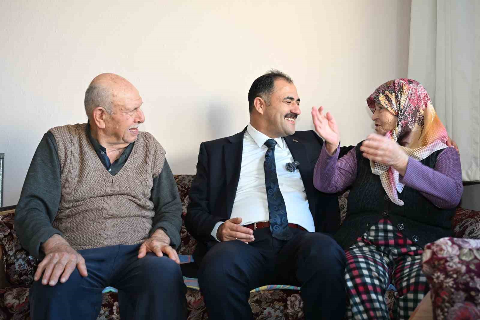 Yaşlı vatandaşlar Miraç Kandili’nde unutulmadı