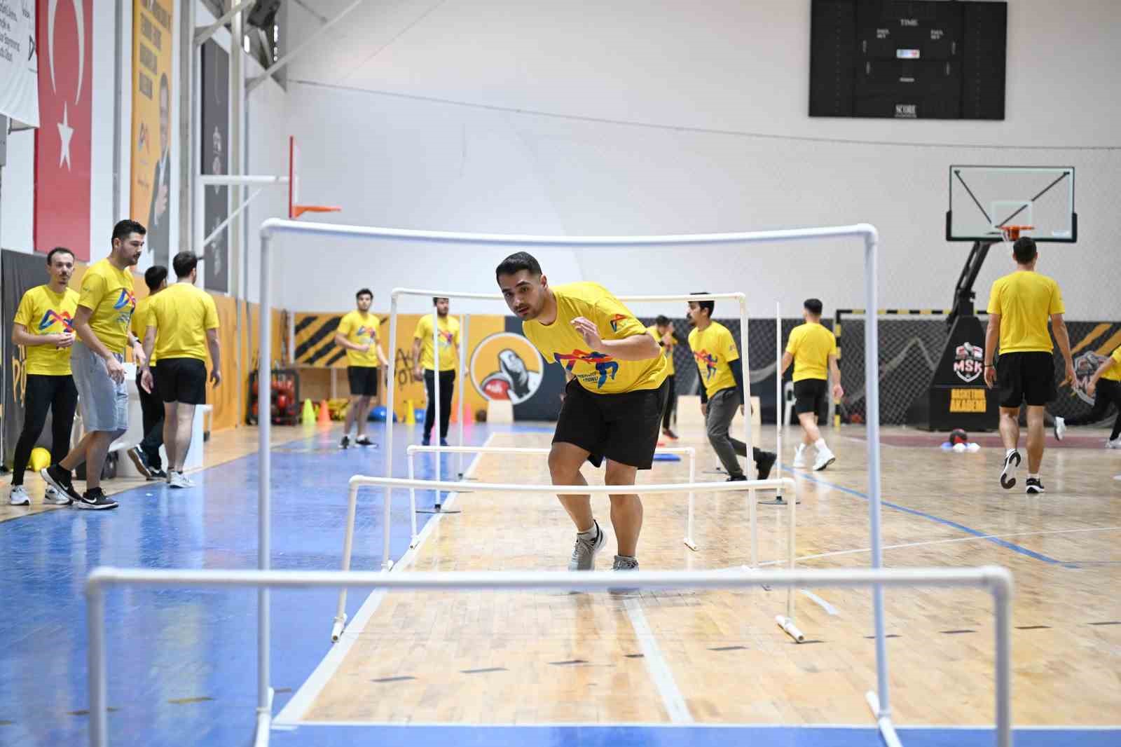 Mersin’de gençlere ücretsiz fiziki yeterlilik desteği