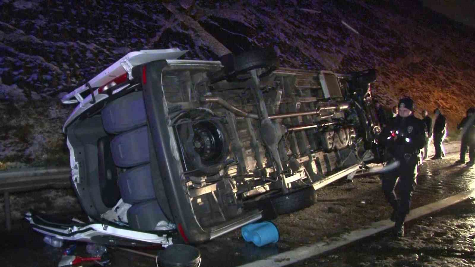 Kuzey Marmara Otoyolu’nda kar yağışı kaza getirdi: 11 yaralı