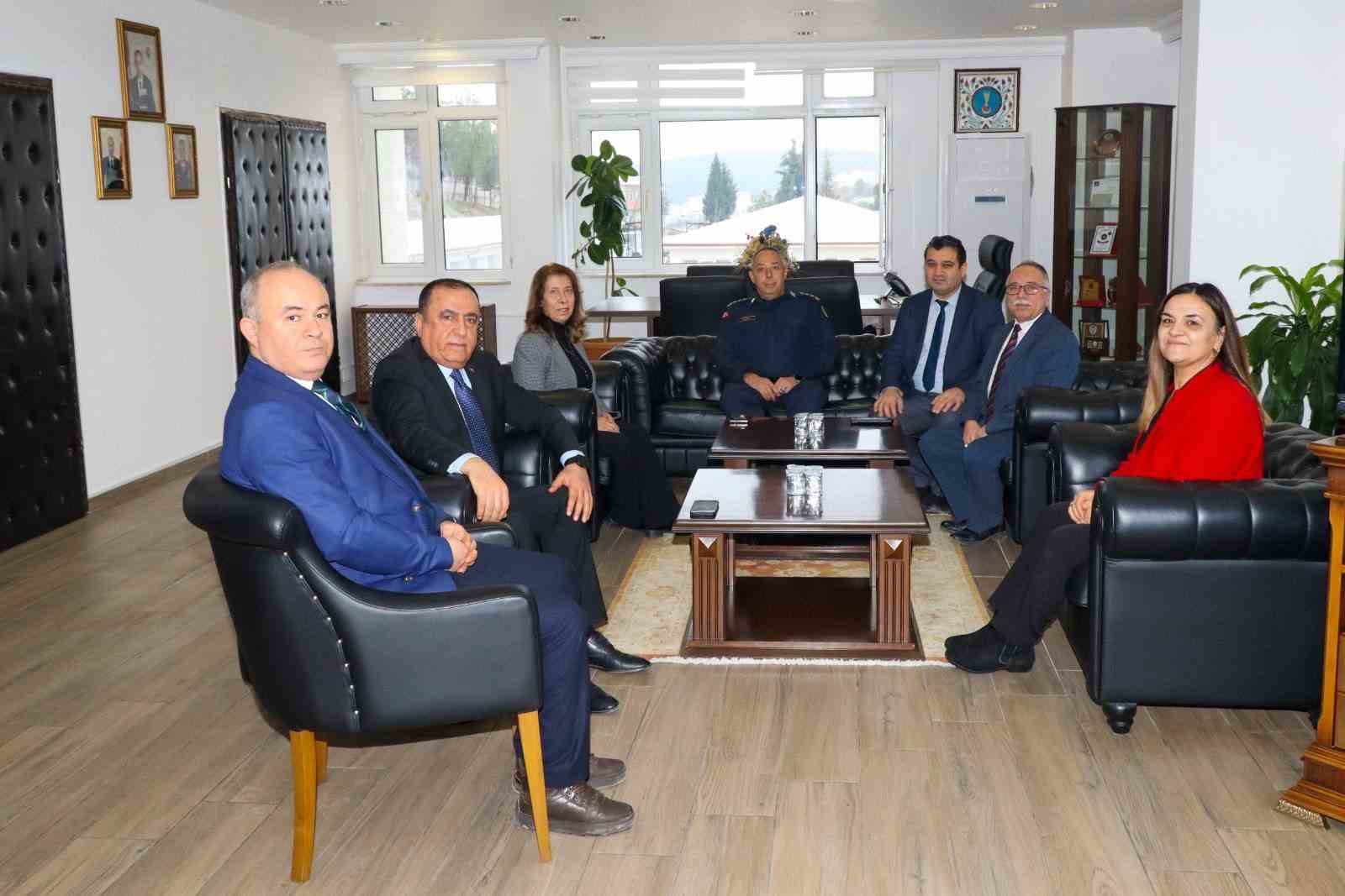 Bilecik’te kurum müdürlerinden Jandarma Komutanı Vanlı’ya ziyaret