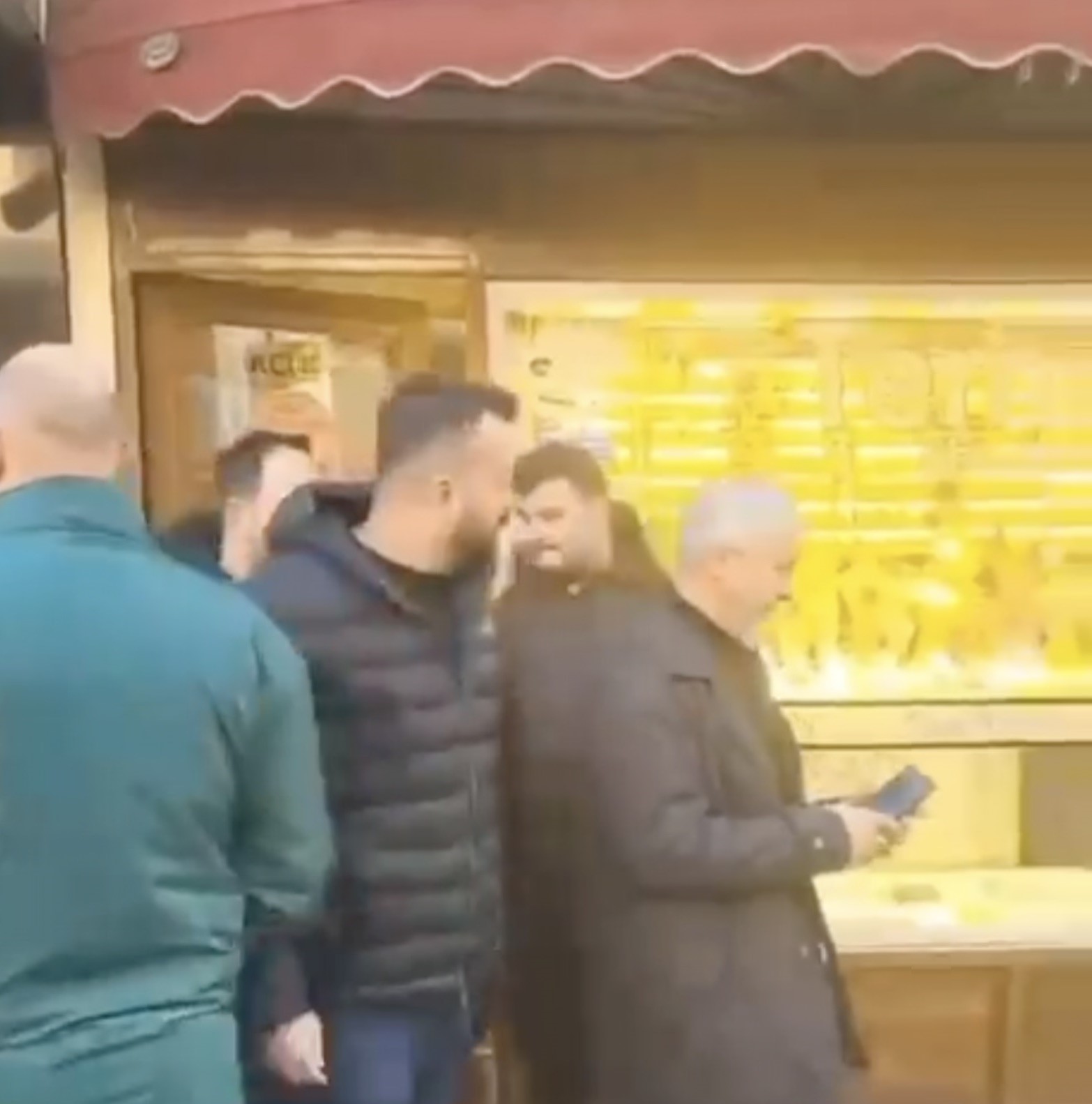 Çanakkale’de milyonluk vurgun yapan kuyumcuda inceleme