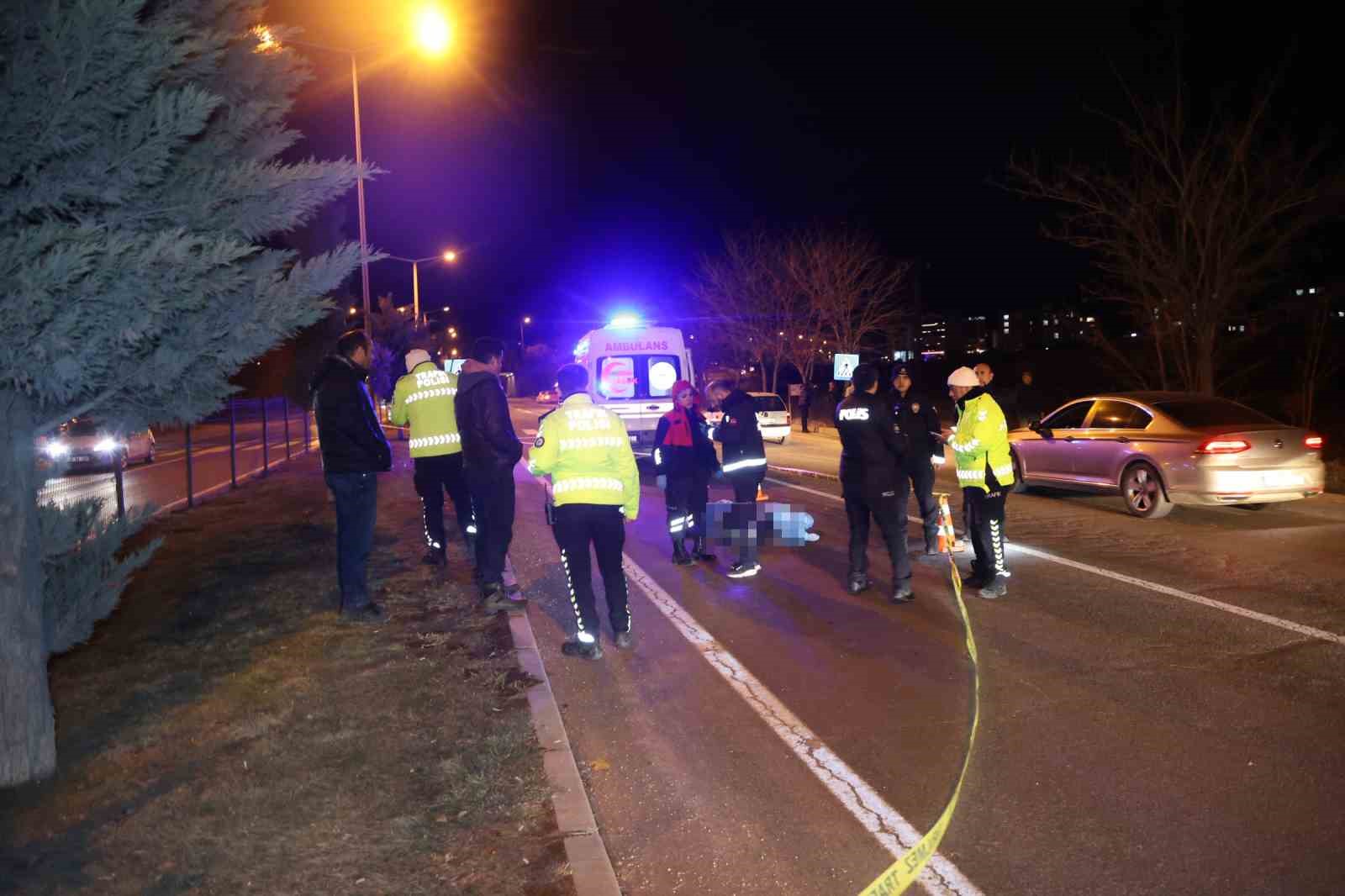 Yaya geçidinde feci kaza: 16 yaşındaki çocuk hayatını kaybetti