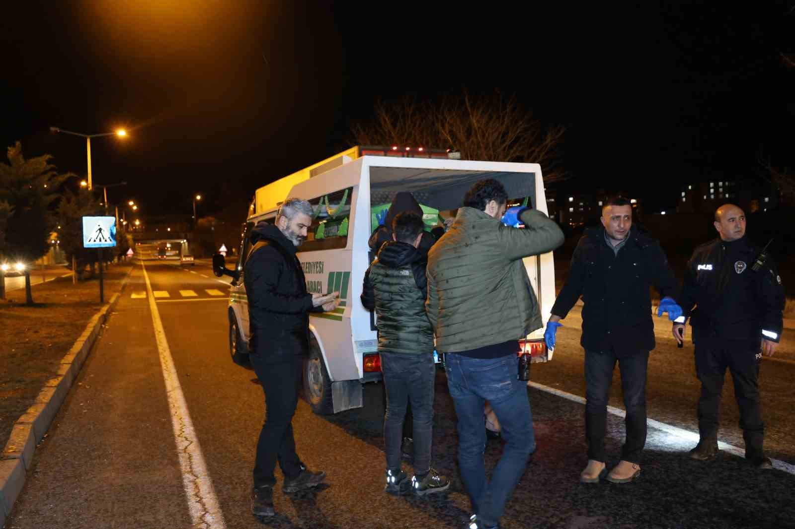 Yaya geçidinde feci kaza: 16 yaşındaki çocuk hayatını kaybetti