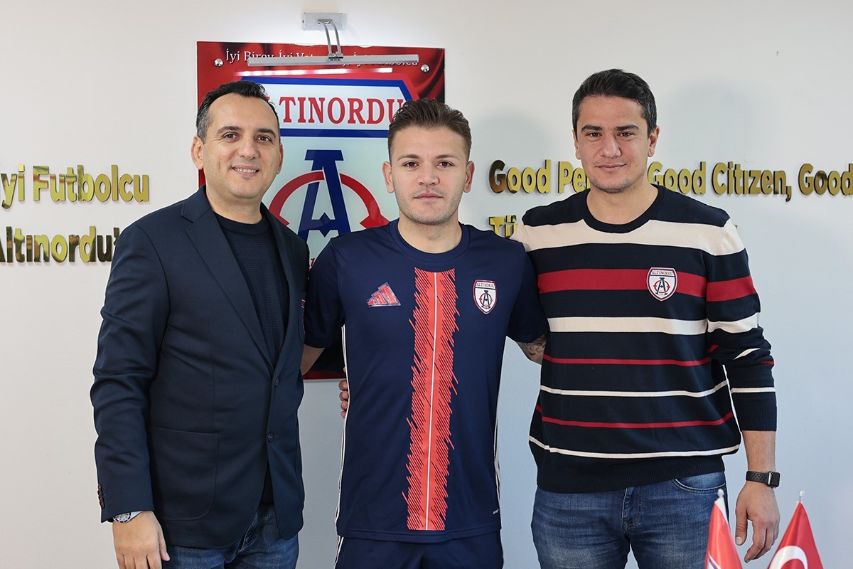 Altınordu’dan orta sahaya takviye