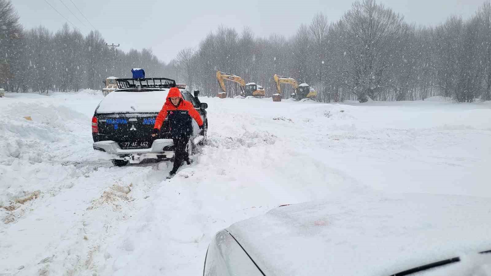 Yalova’da yaylada mahsur kalan 5 kişi kurtarıldı