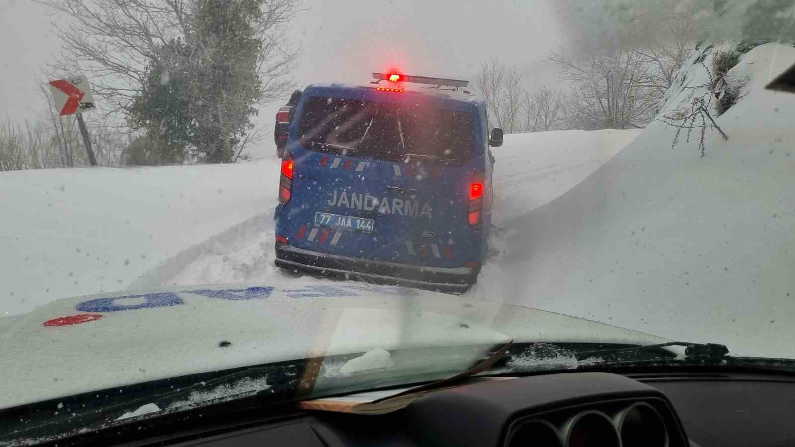 Yalova’da yaylada mahsur kalan 5 kişi kurtarıldı