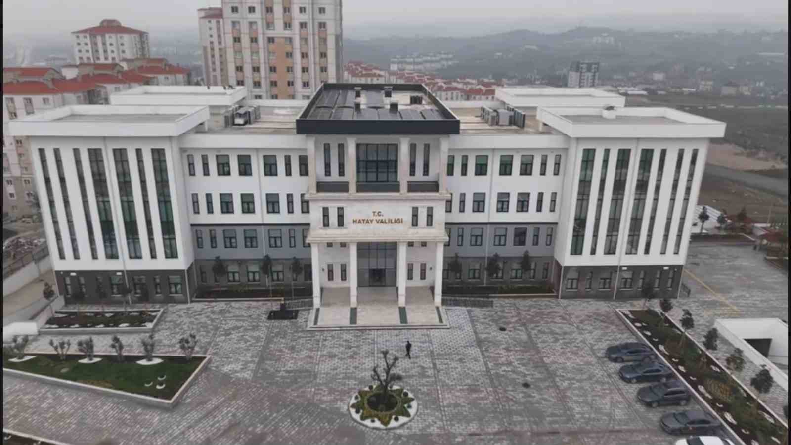Vatandaşla devleti buluşturan Hatay Valiliği’nin yeni binası hizmete başladı