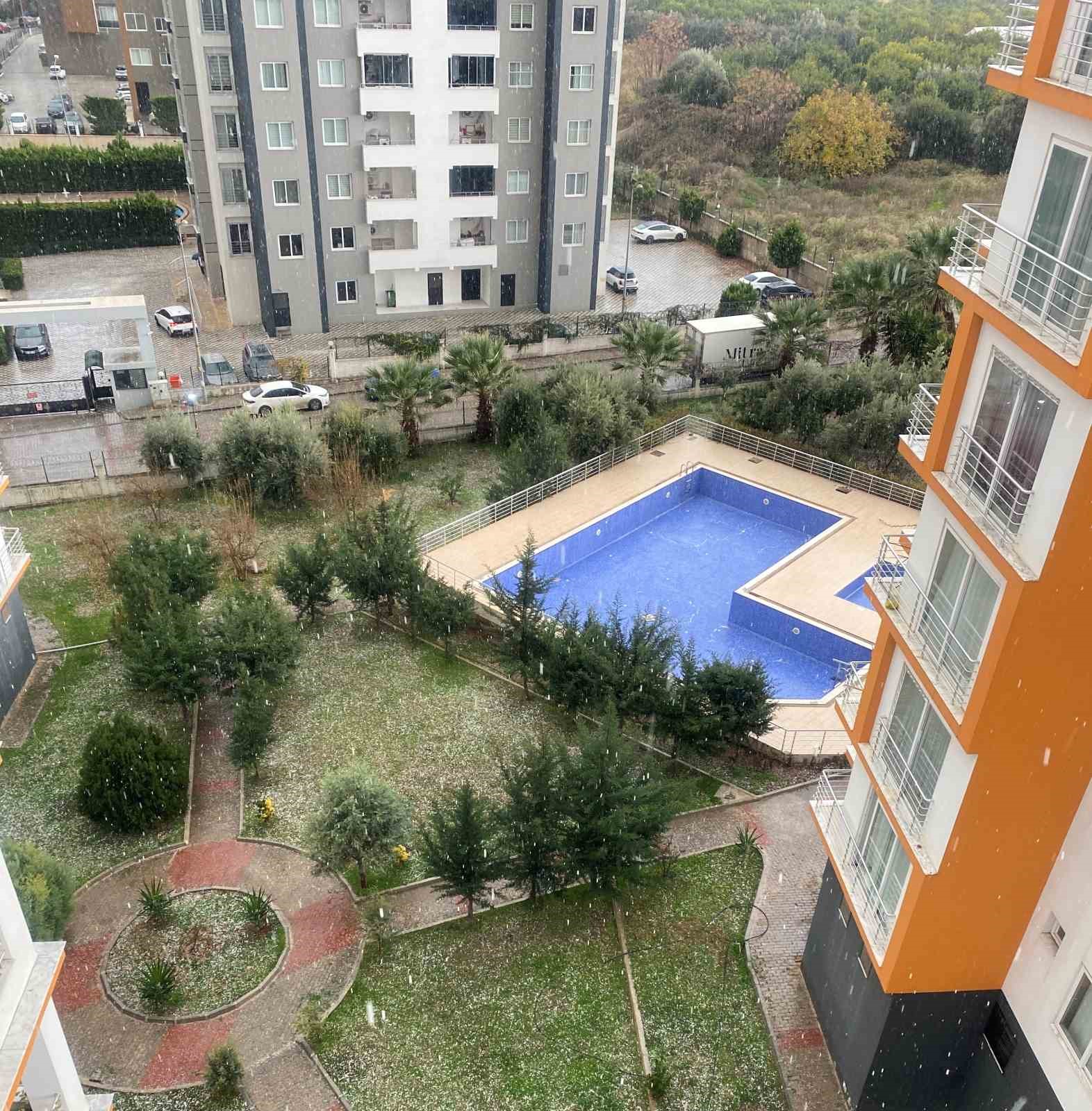 Mersin’i dolu vurdu