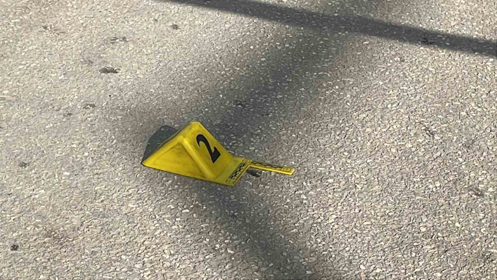 Baba ve 3 oğlu sokak ortasında silahla vuruldu: Yaralılardan 3’ünün durumu ağır