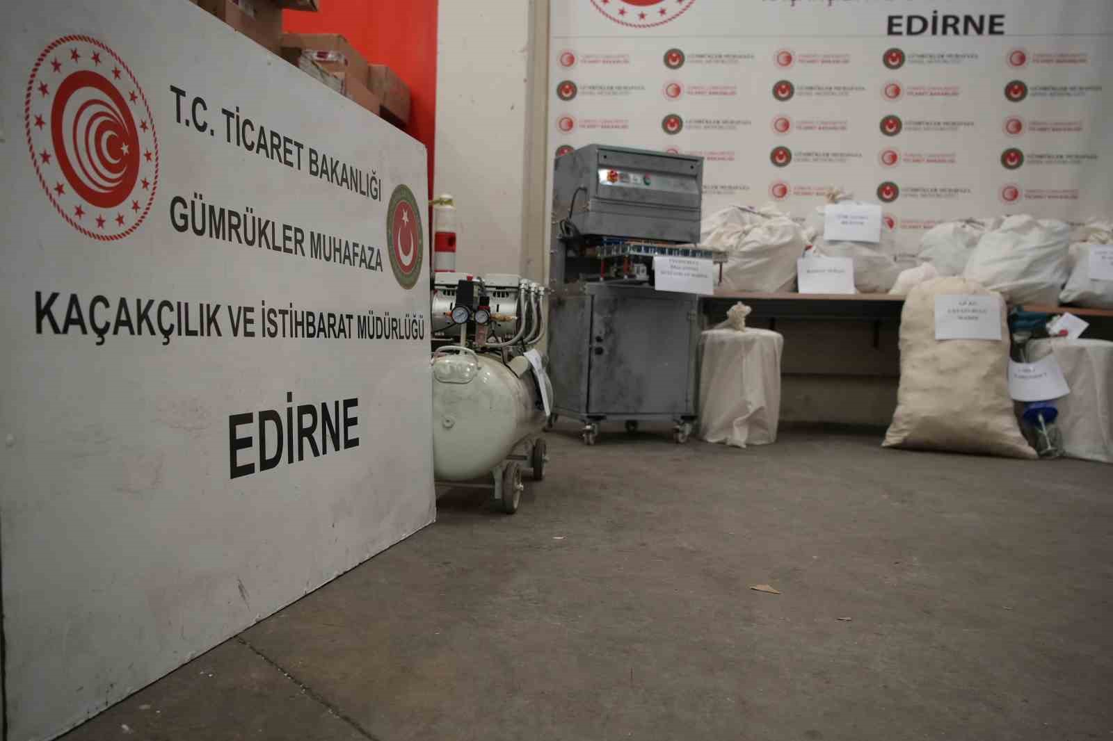 Edirne’de evini uyuşturucu imalathanesine çevirmiş: Operasyonda 117 kilo uyuşturucu ele geçirildi