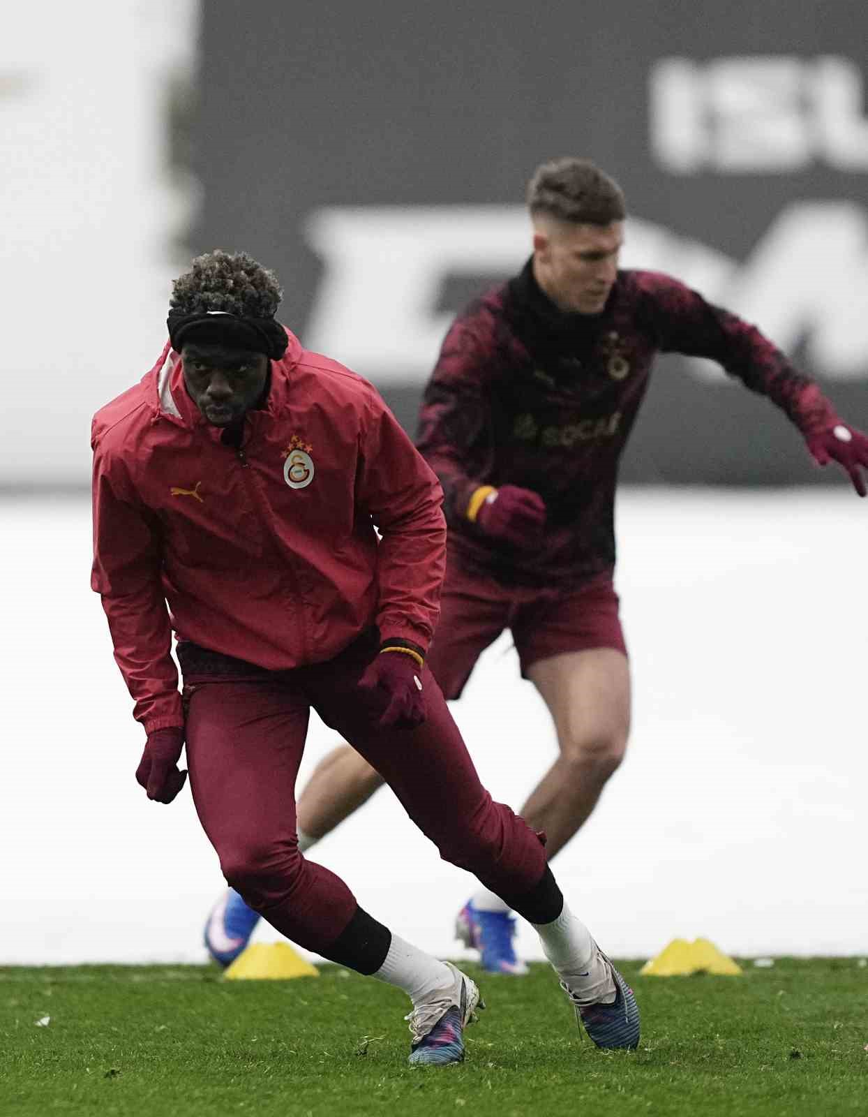 Galatasaray, Atletico Madrid maçı hazırlıklarını sürdürdü