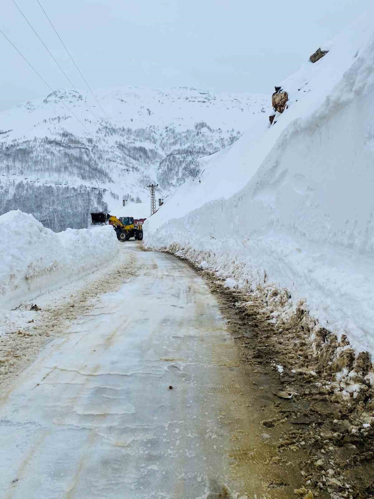 Zorlu kış şartlarında hasta kurtarma operasyonu