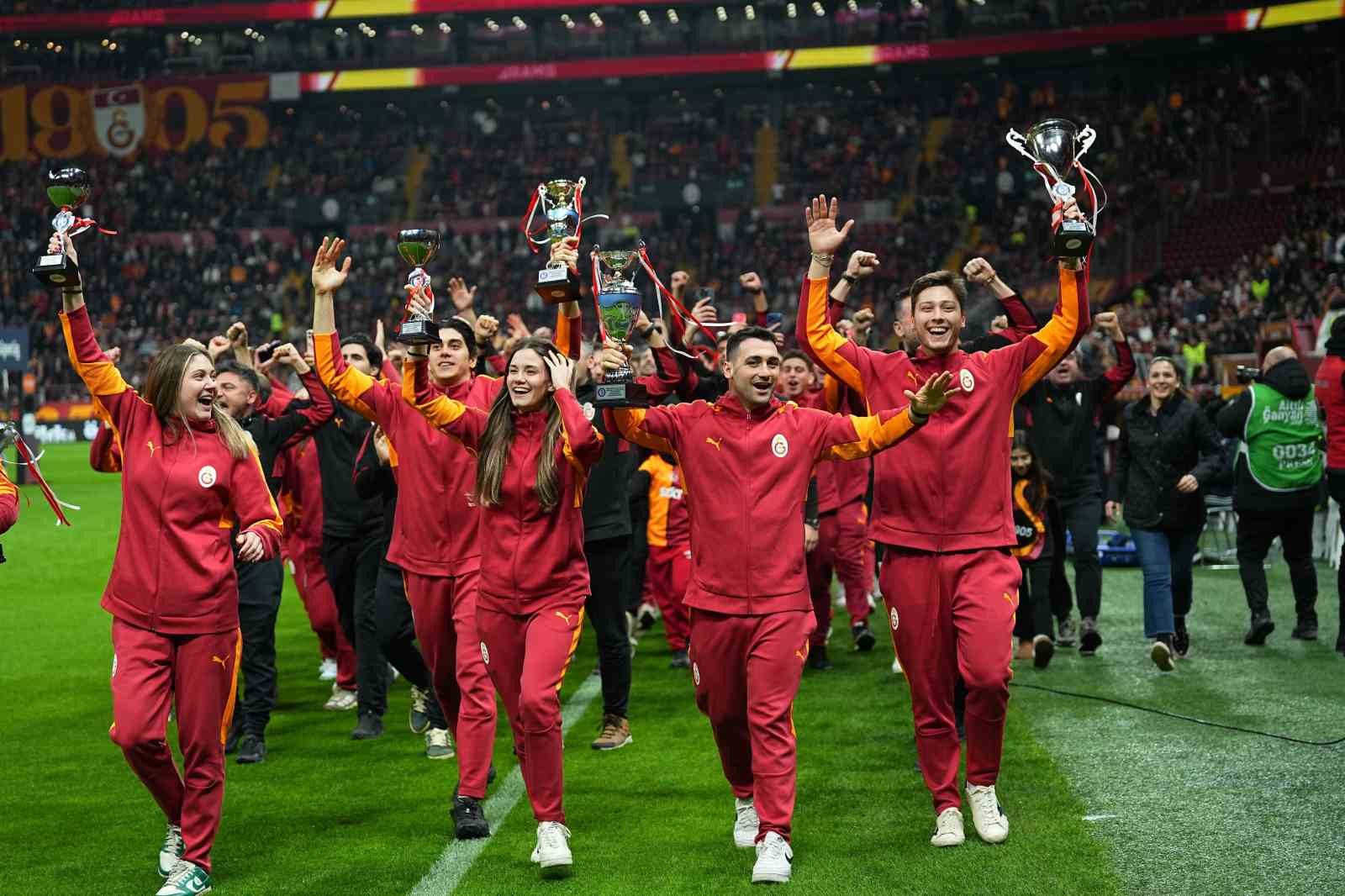 Trendyol Süper Lig: Galatasaray: 0 - Gaziantep FK: 0 (Maç devam ediyor)