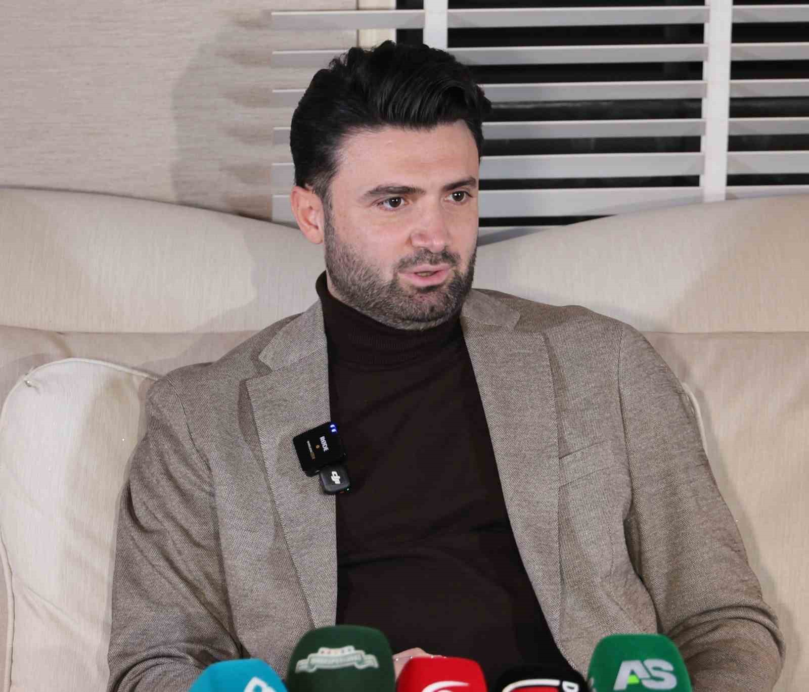 Enes Çelik: “Yaptığımız 7 transfer bizi liderlik yarışında tutacak”