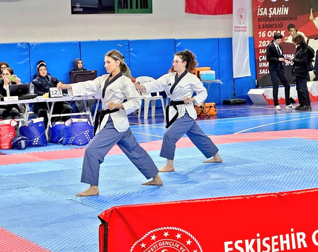 Eskişehir’de Büyükler Taekwondo İl Şampiyonası düzenlendi
