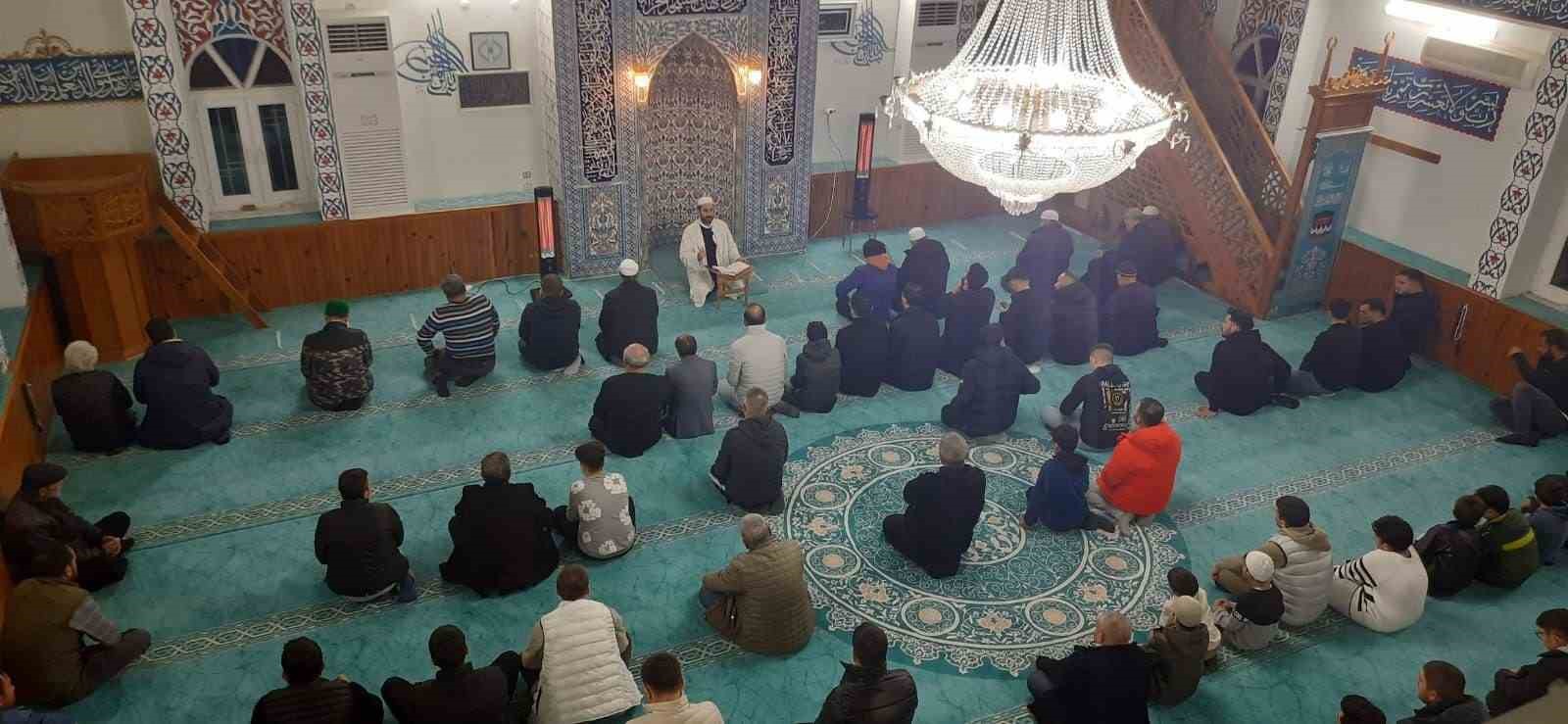 Aydın il genelindeki yurtlarda Miraç Kandili programları düzenlendi