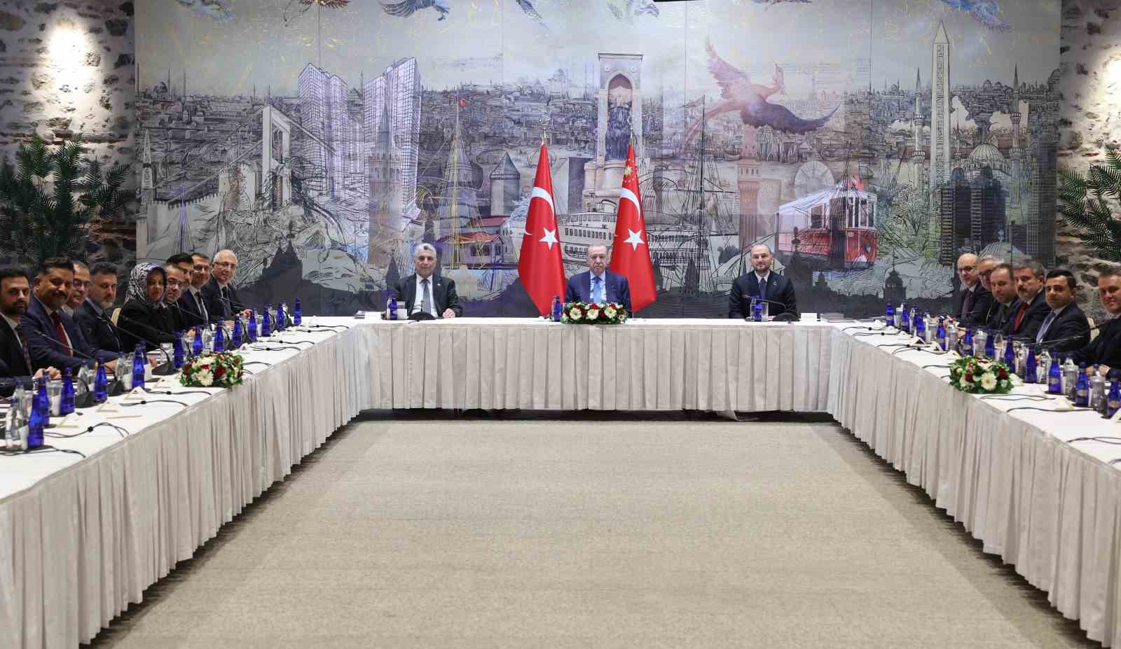 Cumhurbaşkanı Erdoğan, iş adamları heyetini kabul etti