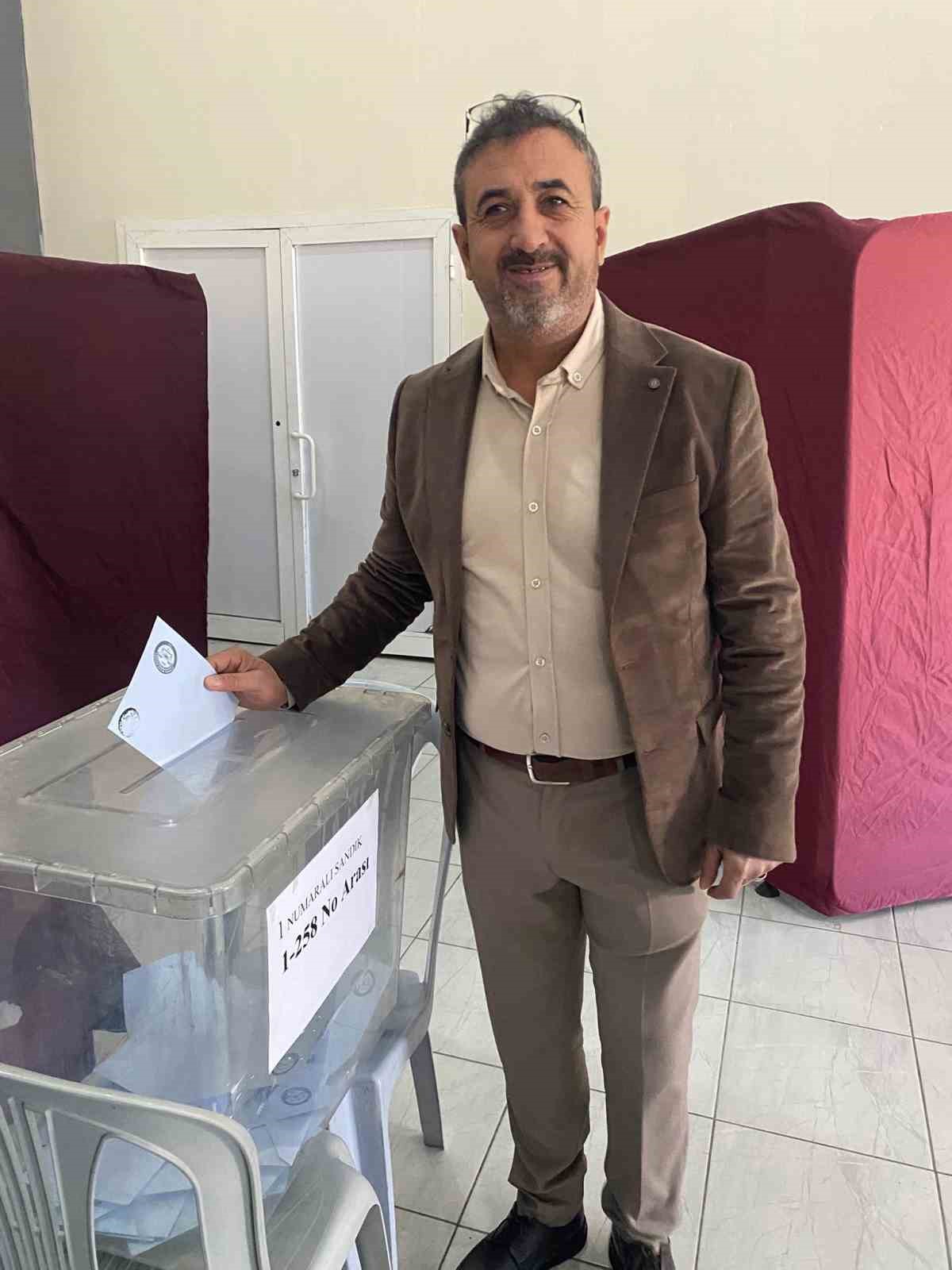 Selendili esnaflardan Başkan Kahveci’ye güven oyu