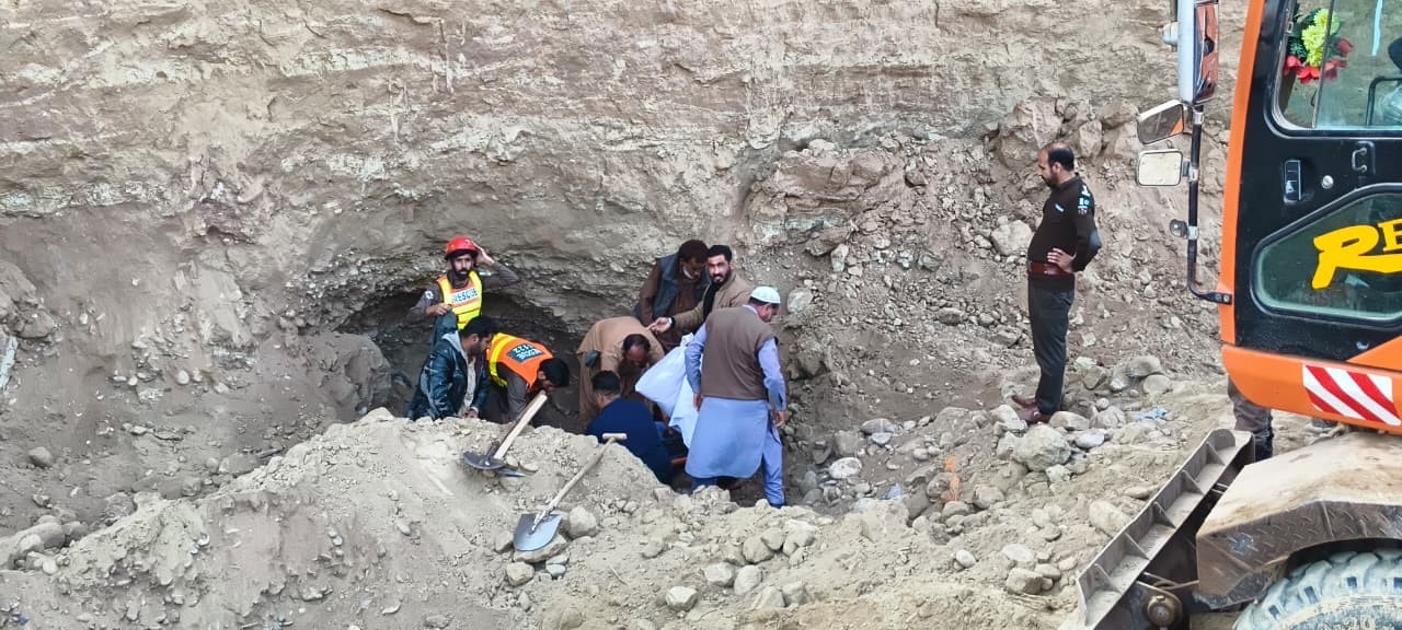 Pakistan’da yasa dışı altın madeninde çökme: 8 ölü, 1 yaralı