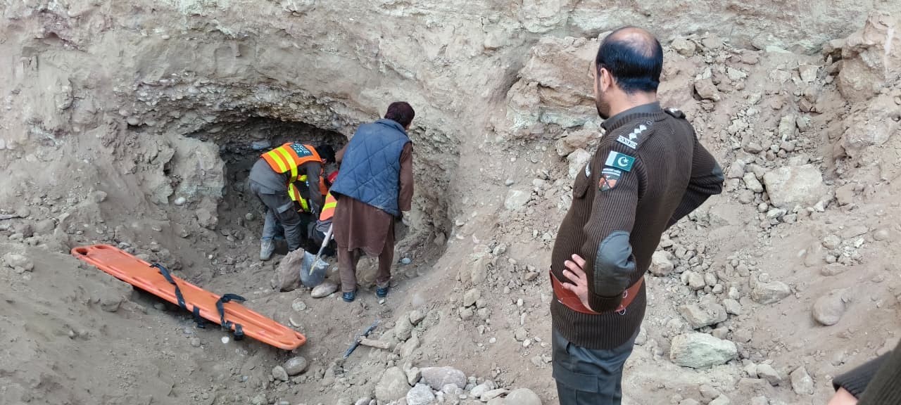 Pakistan’da yasa dışı altın madeninde çökme: 8 ölü, 1 yaralı