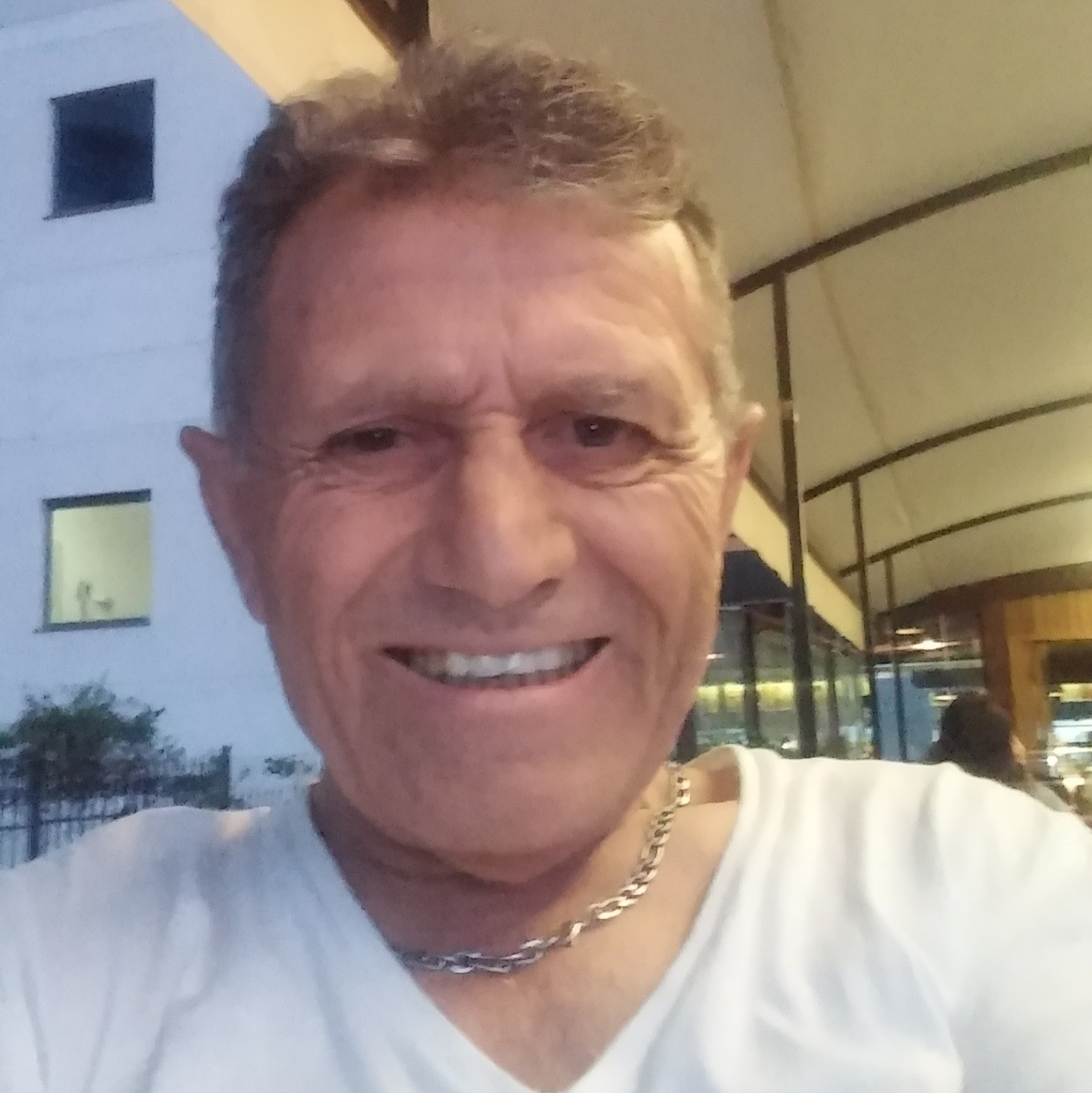 Tarlada aniden fenalaşan bir kişi hayatını kaybetti