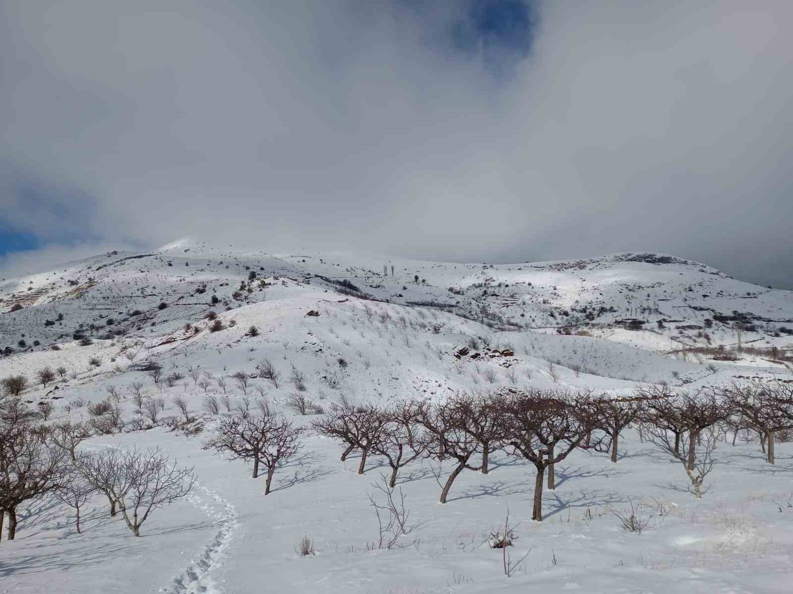 Kar görmeyen Alaşehirli çocuklar karla buluşacak