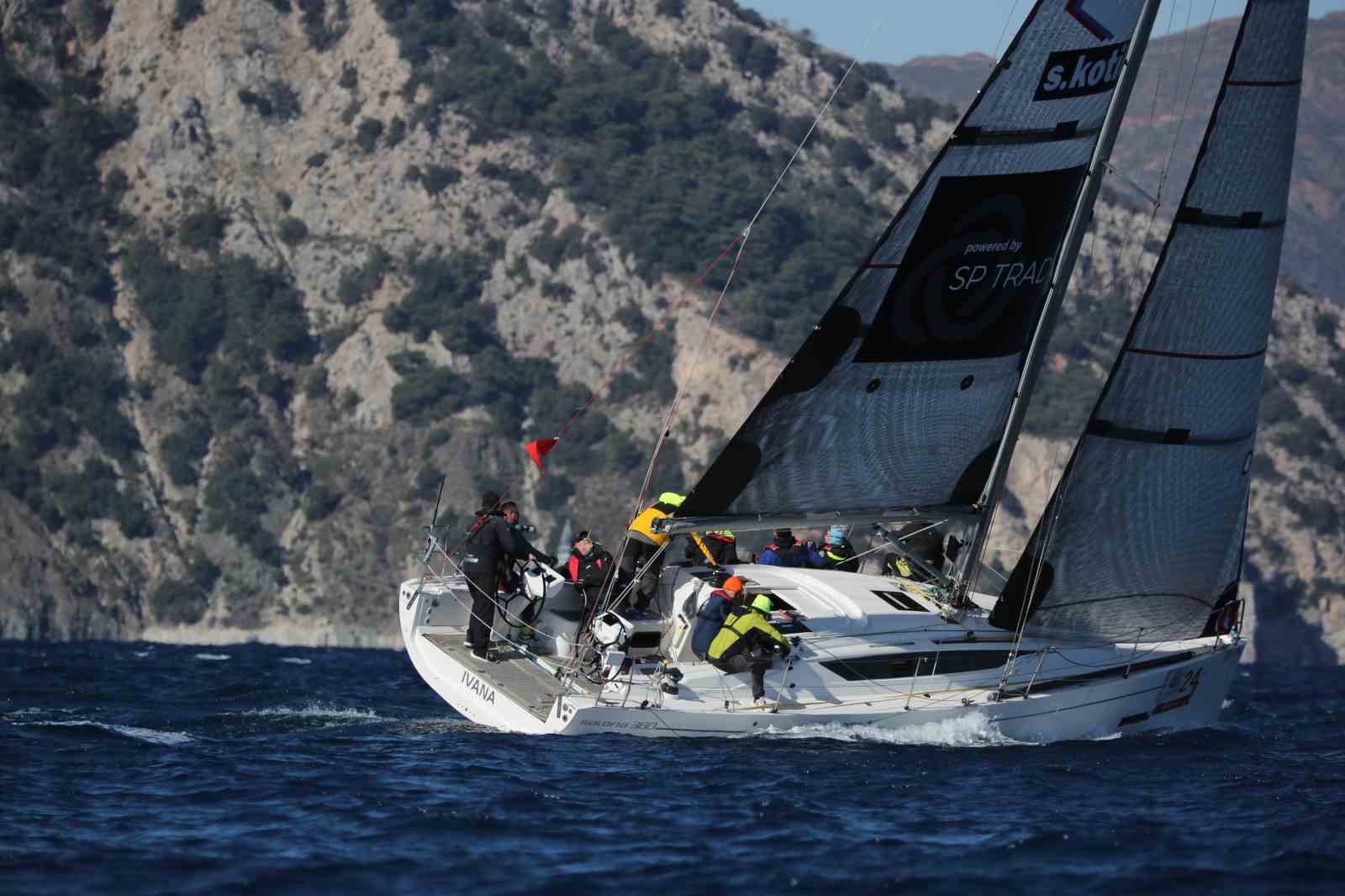 Marmaris Körfezi’nde yine yelkenler fora oldu