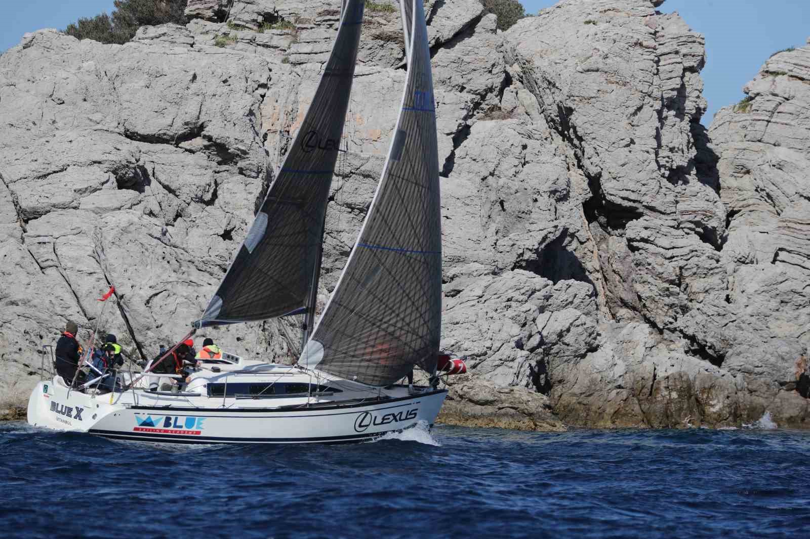 Marmaris Körfezi’nde yine yelkenler fora oldu