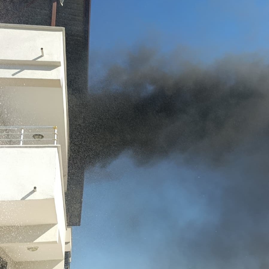 Kırıkhan’da çatı yangını