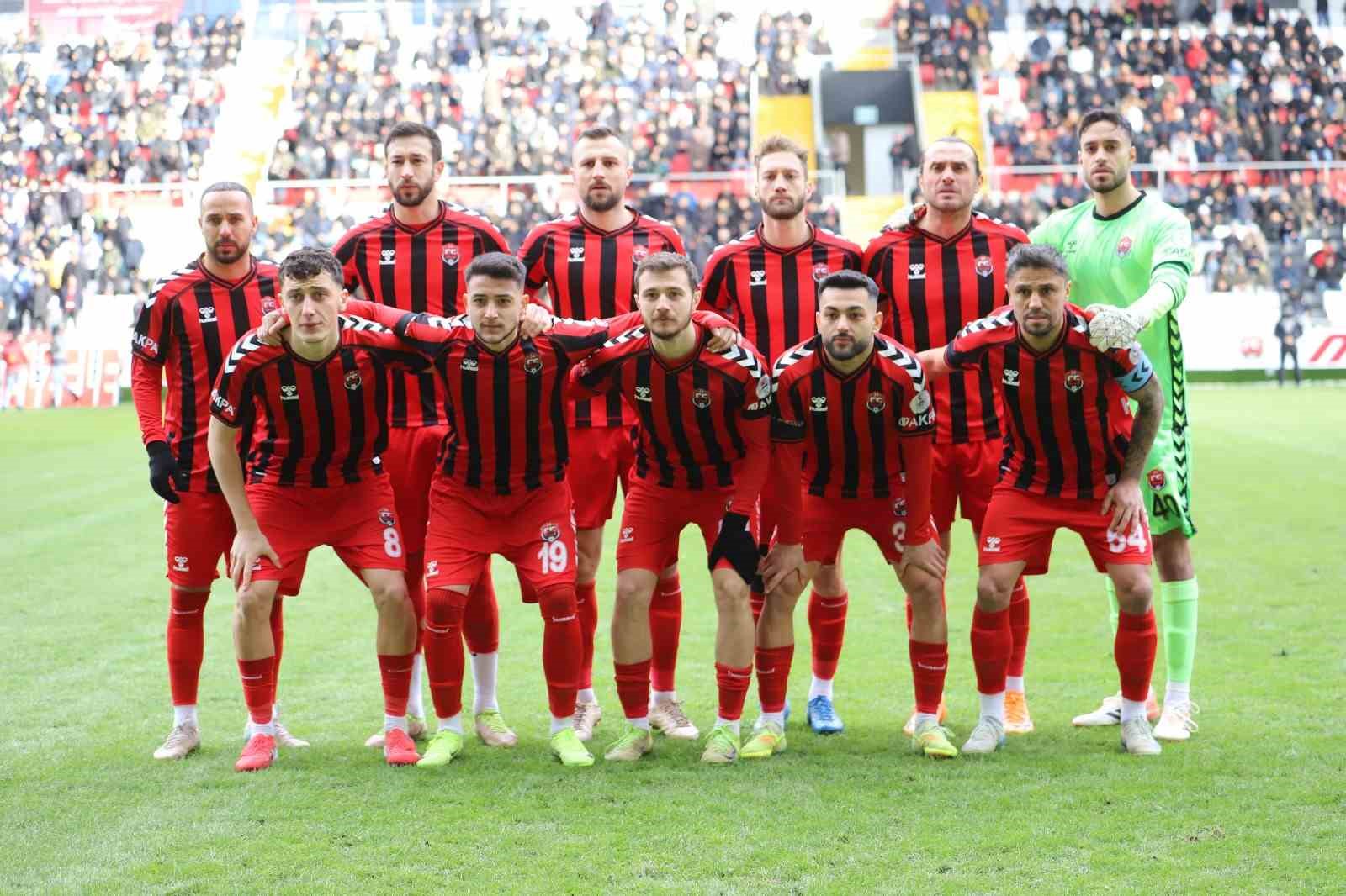24Erzincanspor kendi evinde Ankaragücü’ne 2-0 yenildi