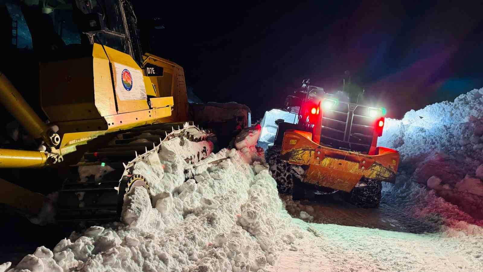 Beytüşşebap’ta son köy yolu açıldı