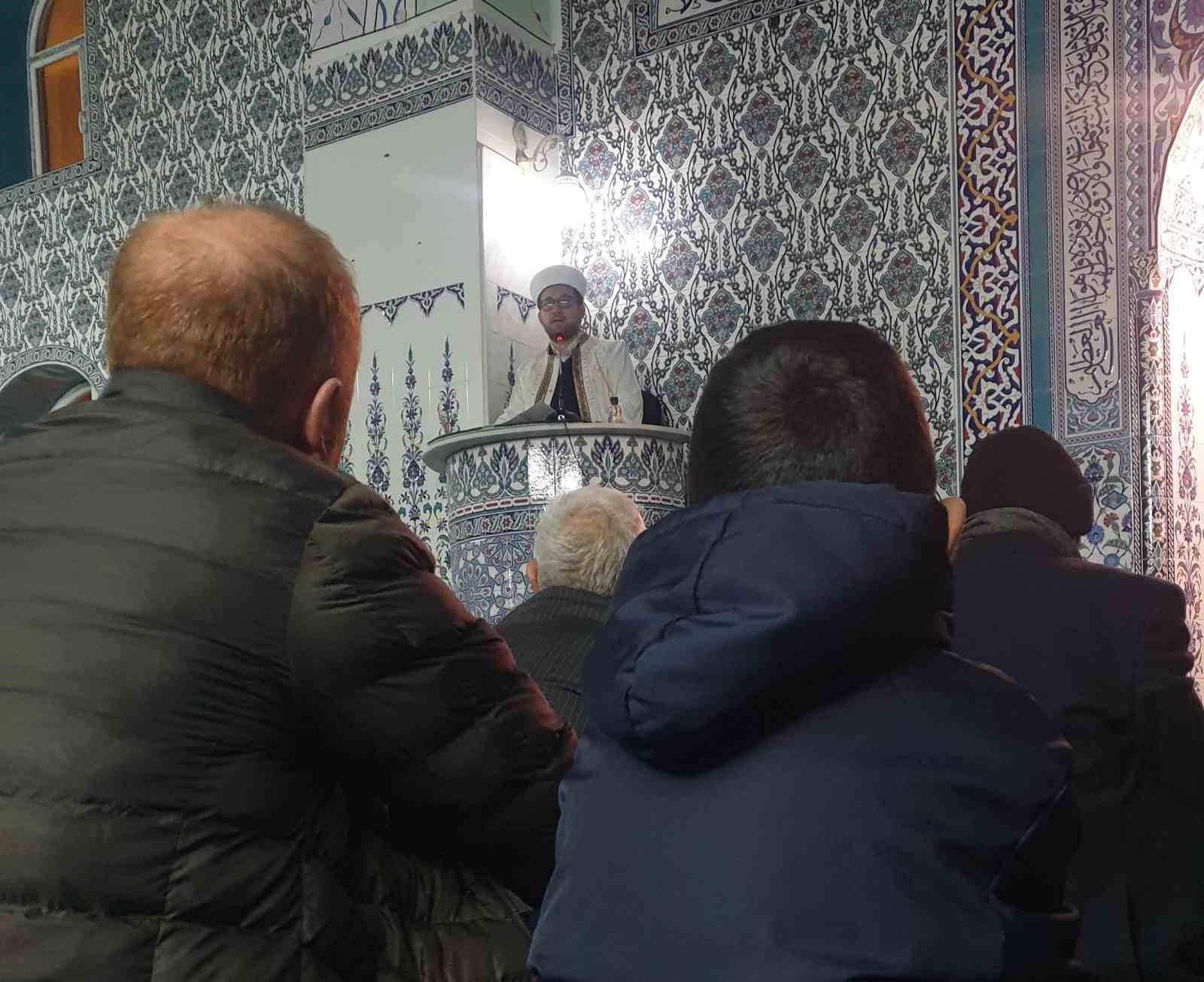 Başkale’de Miraç Kandili dualarla idrak edildi