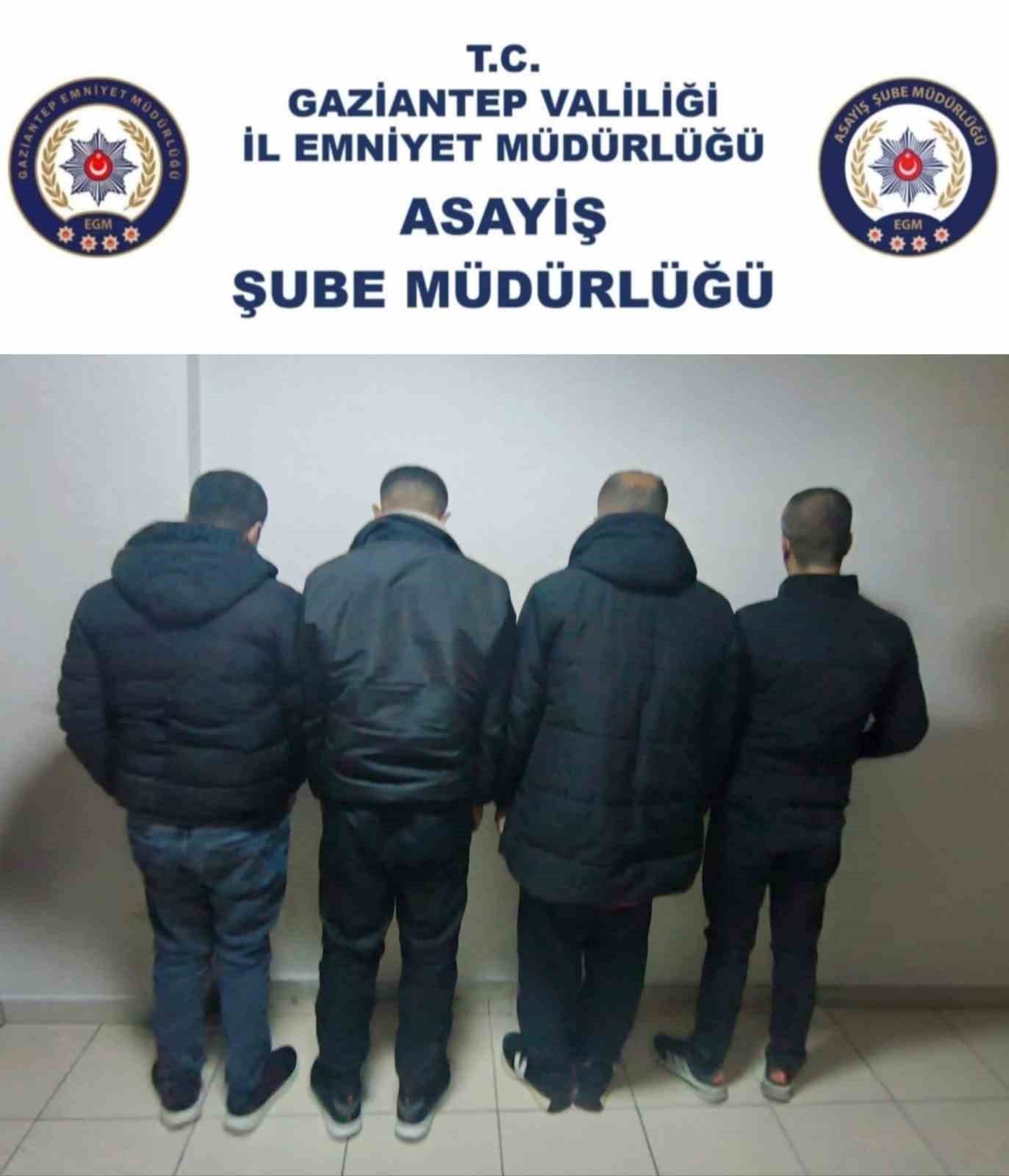 Gaziantep’te 4 adet ruhsatsız tüfek ile uyuşturucu madde ele geçirildi: 4 gözaltı