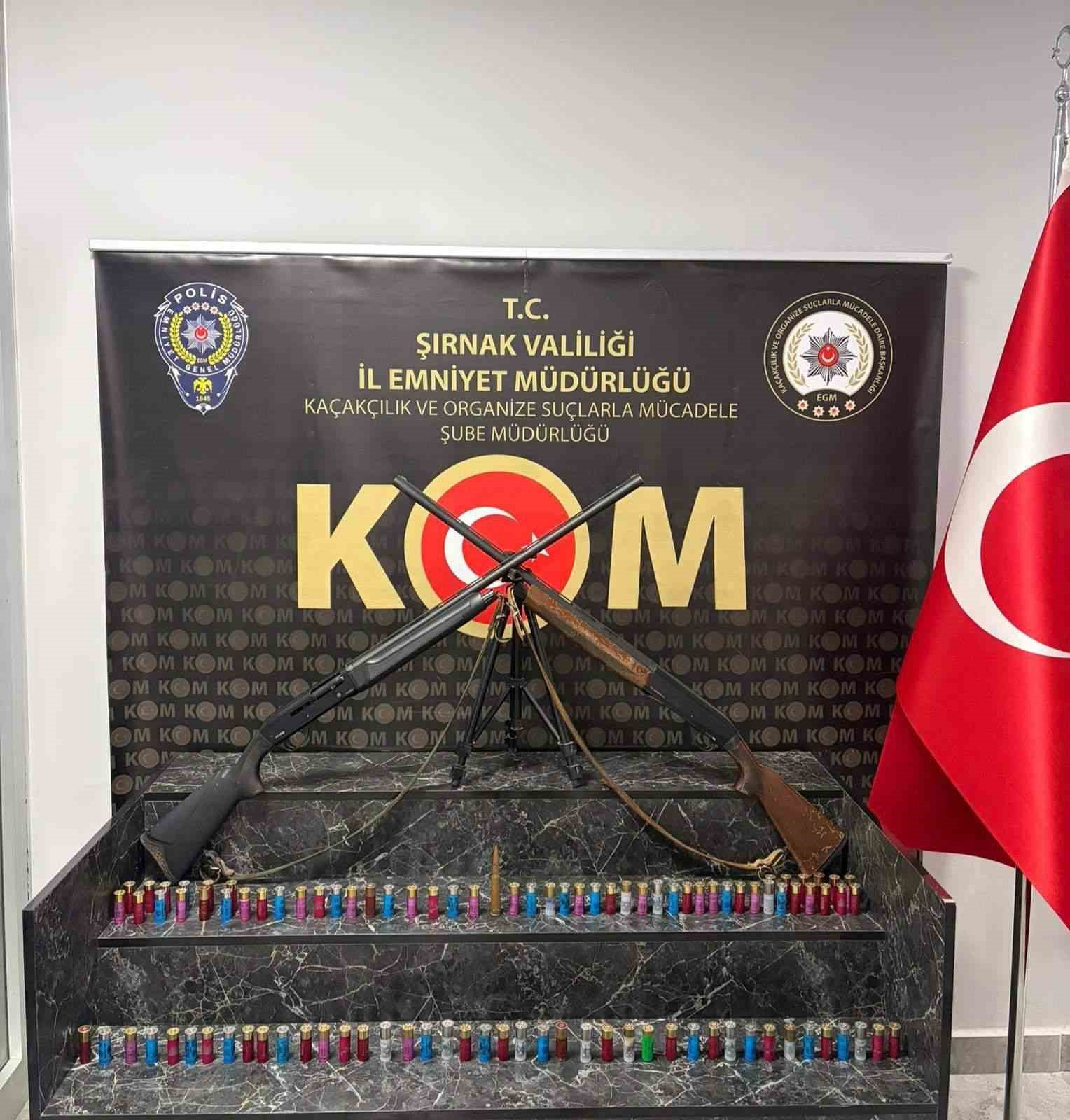 Şırnak’ta silah, uyuşturucu ve milyonluk kaçak mal ele geçirildi