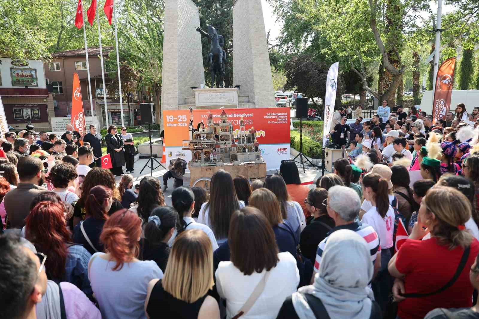 Merkezefendi’de 2. Uluslararası Çocuk ve Gençlik Tiyatroları Festivali başvuruları başladı