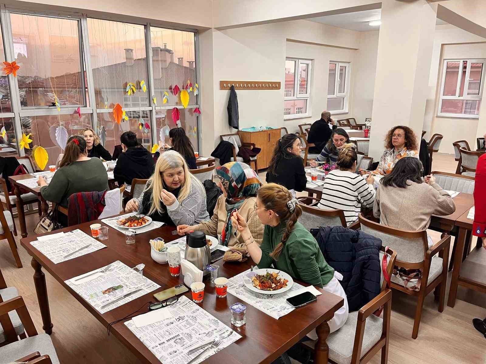 Balıkesir’in köklü mutfak mirası tirit tanıtıldı