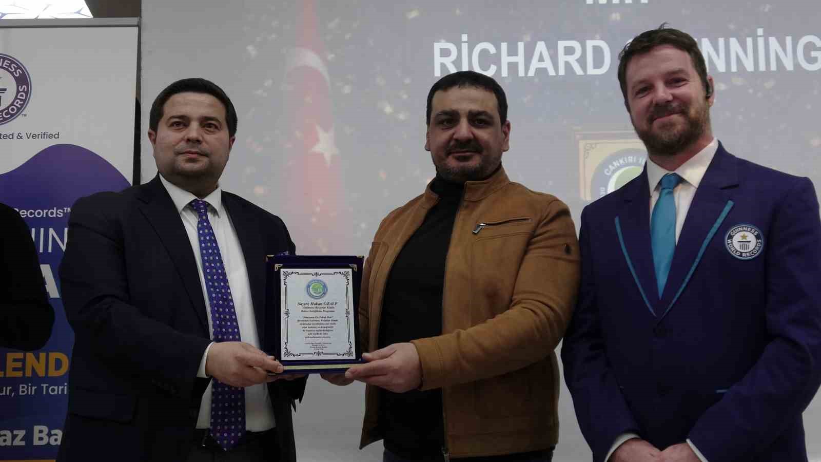 Ilgaz balı dünyanın en pahalı balı olarak Guinness Rekorlar Kitabı’na girdi