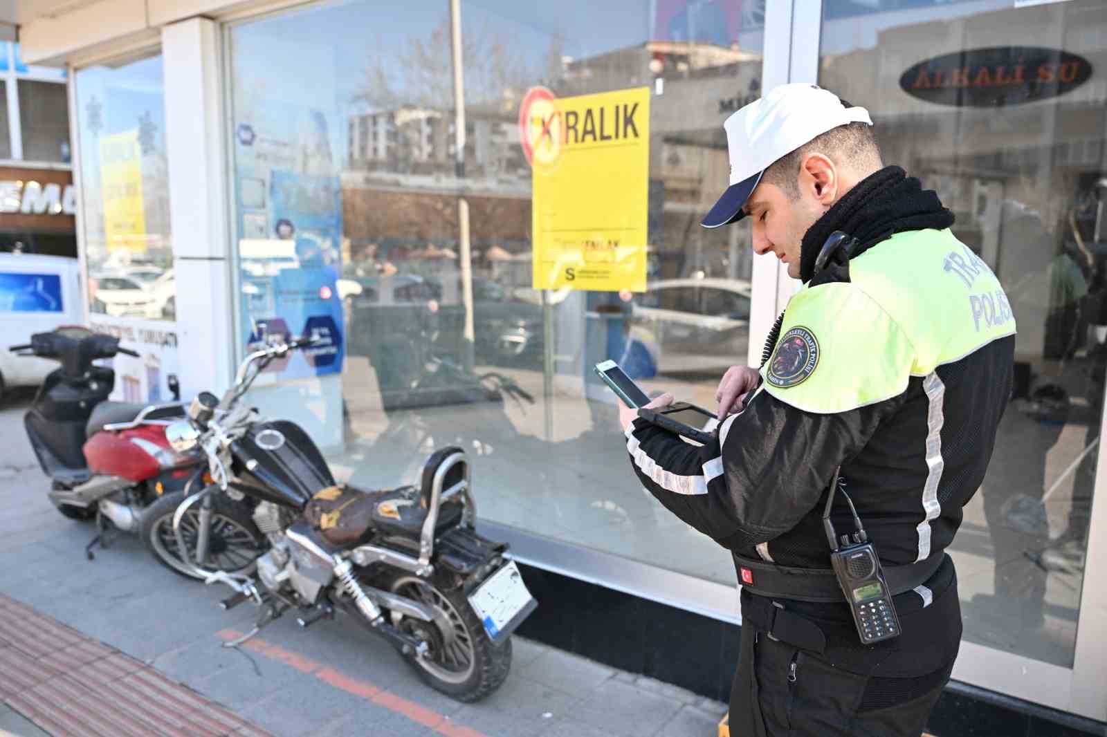 Manisa’da polis ve zabıtadan yaya güvenliği için sıkı denetim
