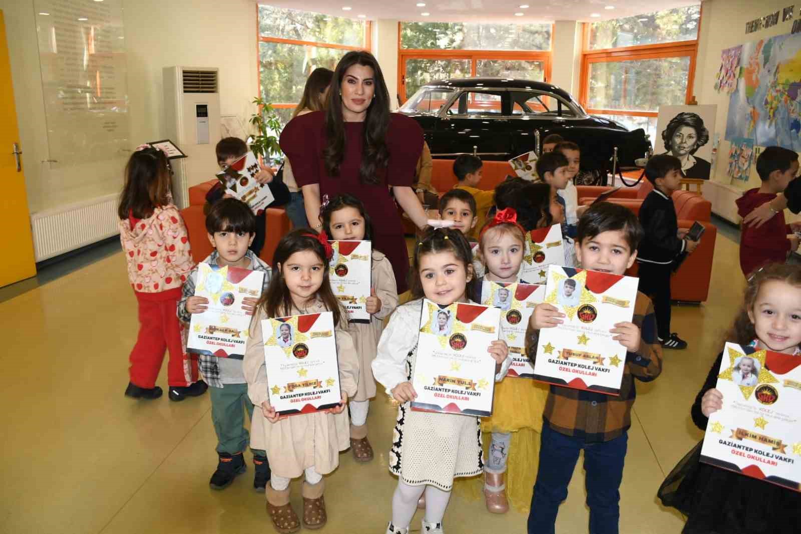 Gaziantep Kolej Vakfı’nda coşkulu karne heyecanı