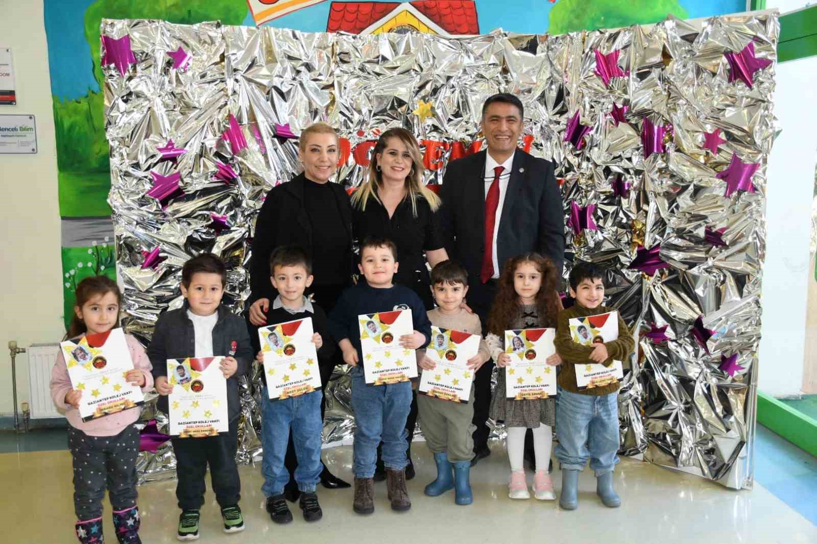 Gaziantep Kolej Vakfı’nda coşkulu karne heyecanı