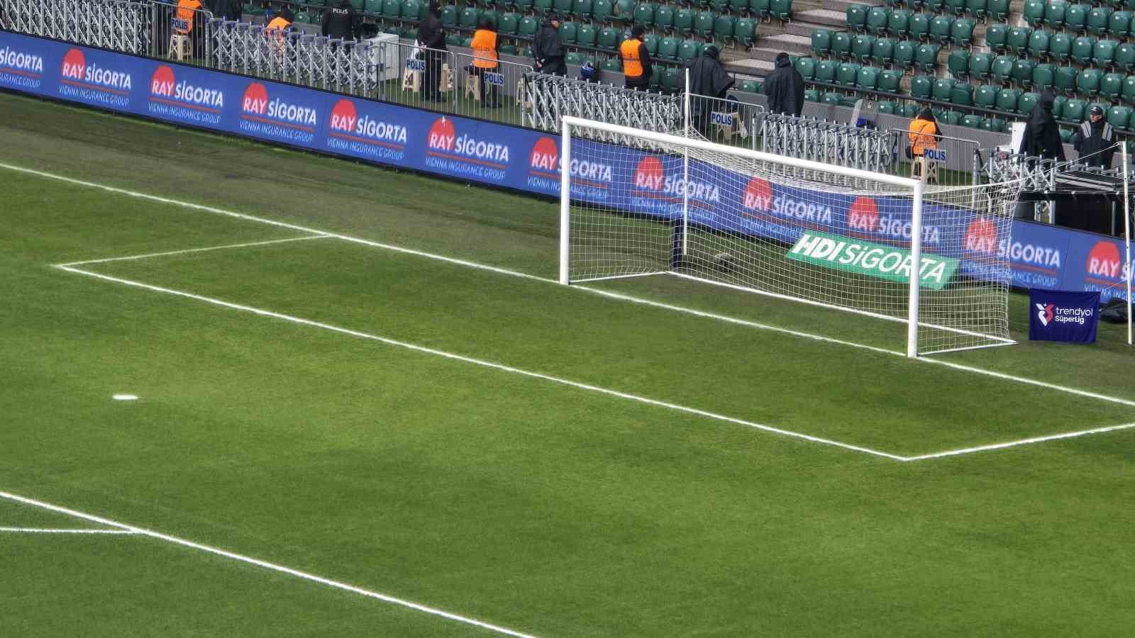 Kocaeli Stadyumu’nun zemini maça hazır