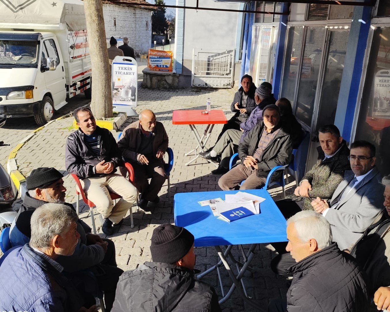 Uşak’ta tarım teşkilatı çiftçilerle bir araya geldi