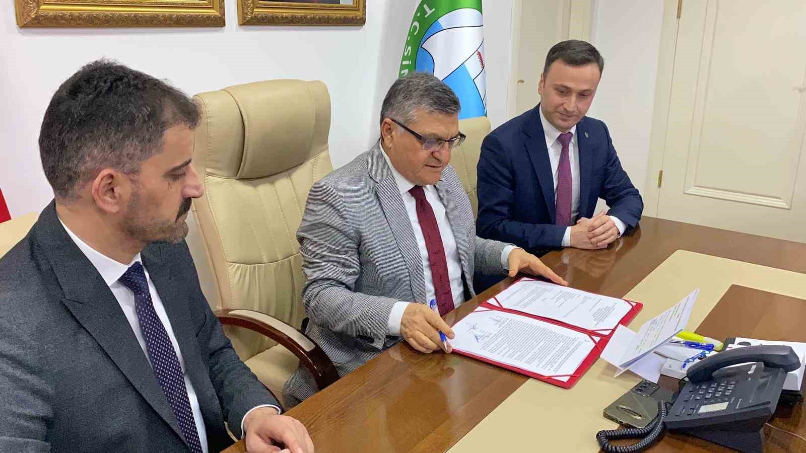 Saraydüzü’ne 9 milyonluk dev yatırım: Çeltik kurutma tesisi için imzalar atıldı