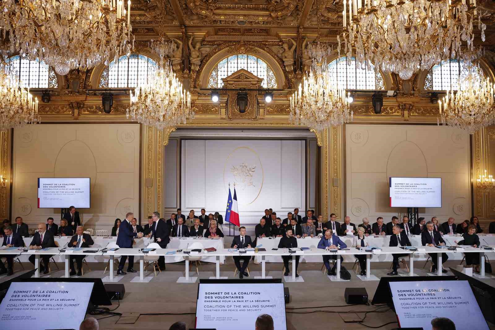 Fransa’daki Gönüllüler Koalisyonu Liderler Zirvesi başladı