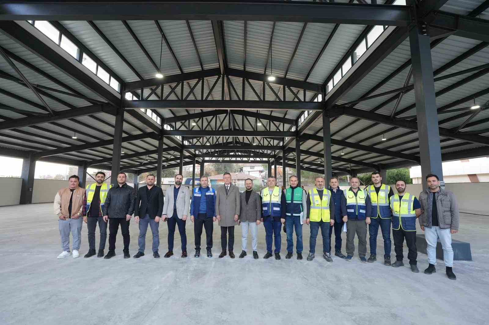 Pendik’te kapalı semt pazarı enerji santraline dönüştü